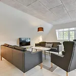 Alitta - 27km From The Sea By Interhome *
