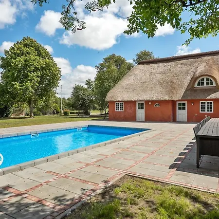 Holiday home Alitta - 27km From The Sea By Interhome Hojer