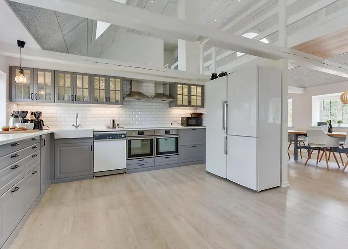 Alitta - 27km From The Sea By Interhome Højer